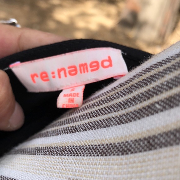 Re:named bell sleeve top - Picture 6 of 6